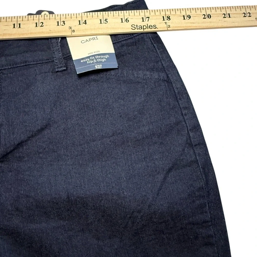 St Johns Bay Womens Mid Rise Capri Pants Dark‎ Wash Denim Size 14 New